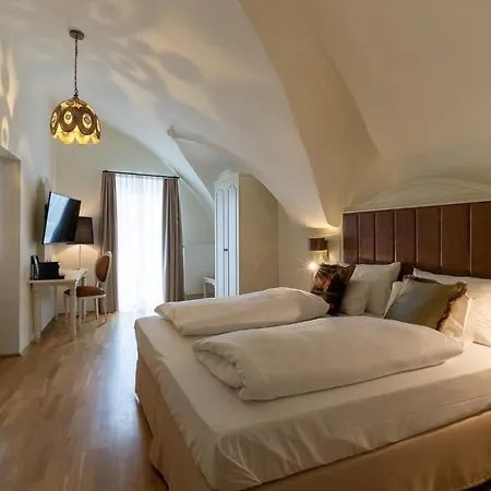 Hotel Amedia Plaza Wels, Trademark Collection By Wyndham 4*