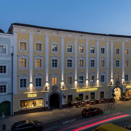 Hotel Amedia Plaza Wels, Trademark Collection By Wyndham 4*
