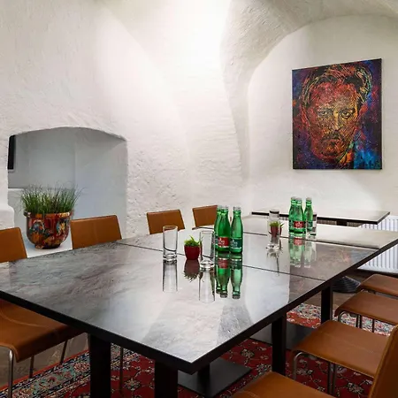Amedia Plaza Wels, Trademark Collection By Wyndham Hotel 4*